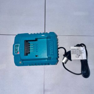 cargador de bateria 20v industrial TOTAL
